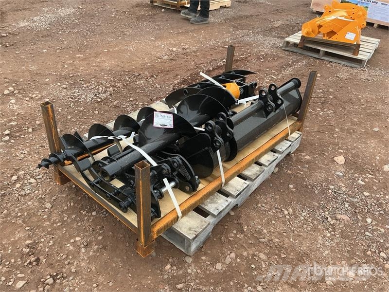  Quantity of (8)  VICSEC VCA-8 Mini Excavator Attac Outros componentes