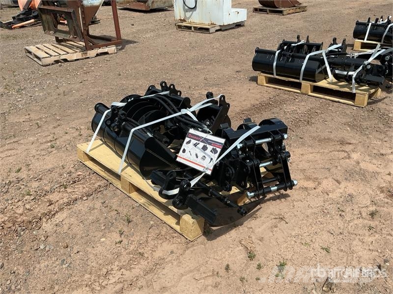 Quantity of (9) AGT 12EX-ATA Mini Excavator Attac Drugi deli