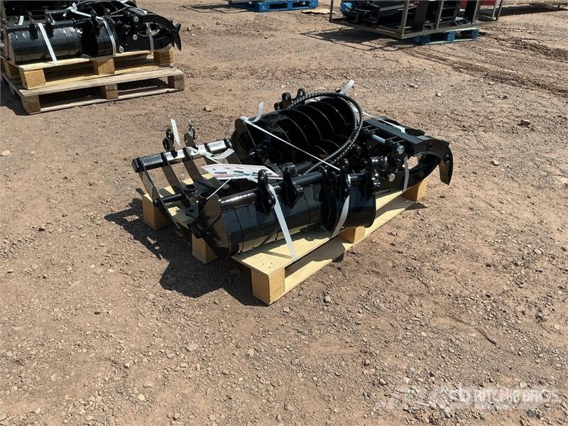 Quantity of (9) AGT 12EX-ATA Mini Excavator Attac Drugi deli
