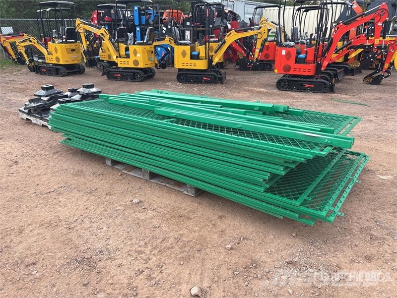 Quantity of 9 ft 3 in x 5 ft 7 in Powder Coated Te Andre komponenter