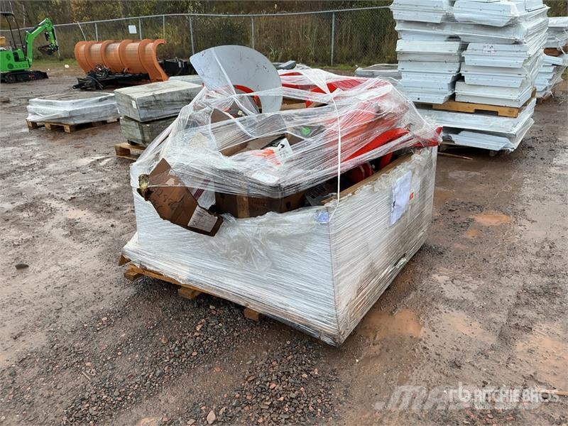  Quantity of Assorted Gearbox Parts - Fits Haymaker Bouw - Overige