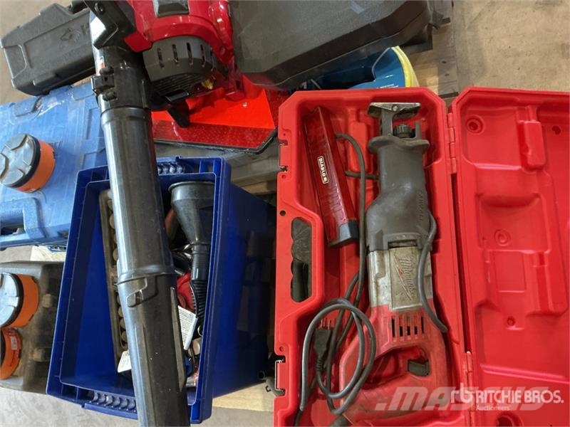 Quantity of Assorted Shop Tools Drugi deli