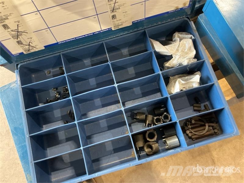 Quantity of Assorted Shop Supplies Drugi deli