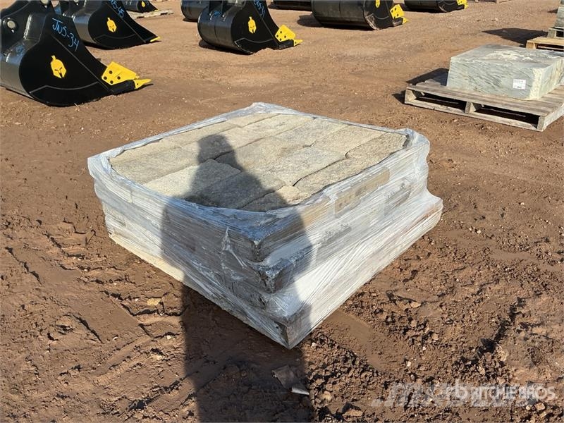  Quantity of Concrete Blocks Seilwinden, Bauaufzüge und Lastenaufzüge