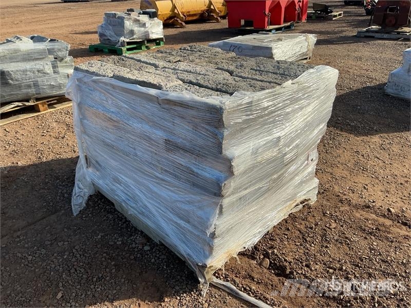 Quantity of Concrete Blocks Seilwinden, Bauaufzüge und Lastenaufzüge