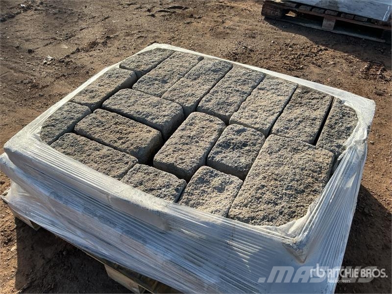  Quantity of Concrete Blocks Seilwinden, Bauaufzüge und Lastenaufzüge