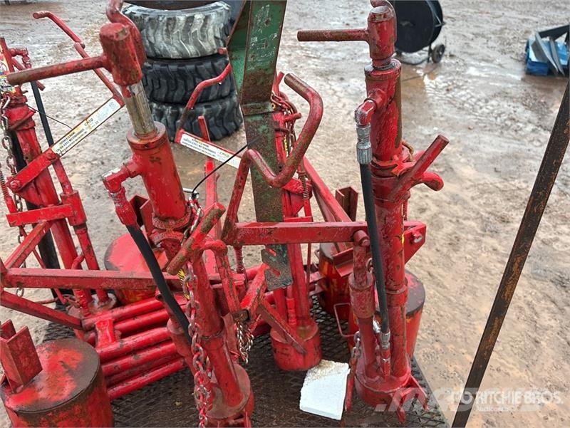  Quantity of Scaffolding Brackets Būvniecība- Citi