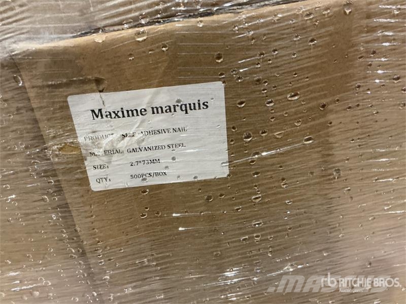  Quantity of Self Adhesive Nails (Unused) Pacēlāji, vinčas un materiālu lifti
