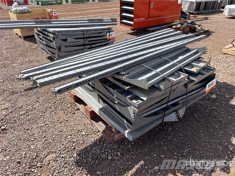 Quantity of Shelving Altri componenti