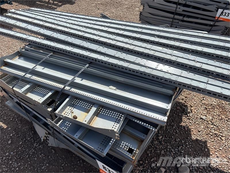 Quantity of Shelving Altri componenti