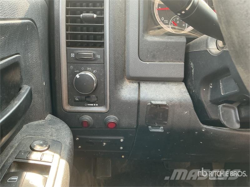 RAM 1500 Otros