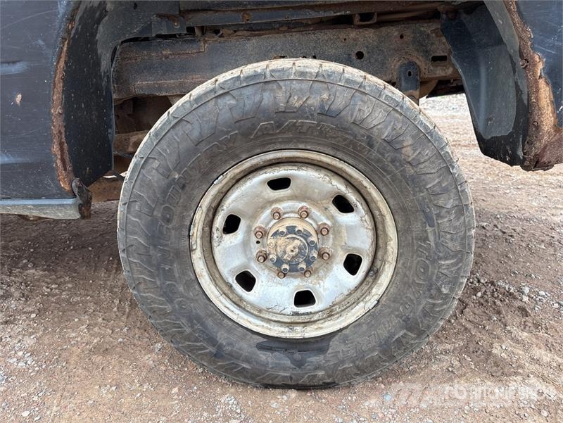 RAM 2500 4x4 Crew Cab Pickup Otras furgonetas