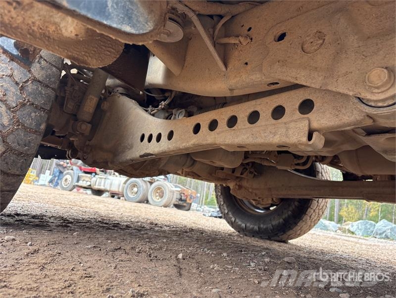 RAM 2500 4x4 Crew Cab Pickup Otras furgonetas