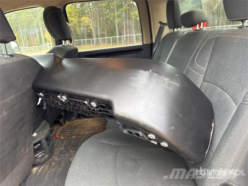 RAM 2500 4x4 Crew Cab Pickup Otras furgonetas