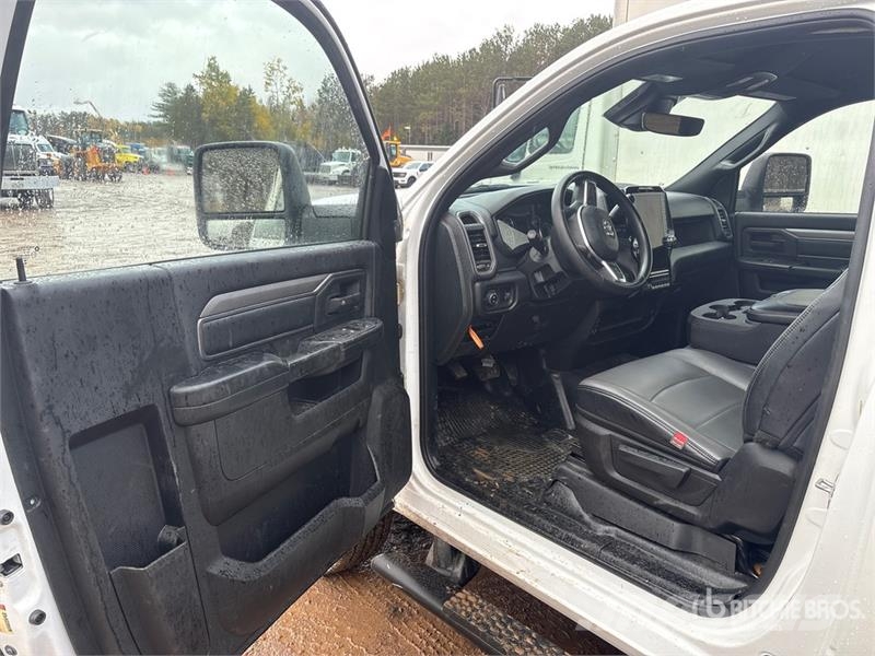 RAM 2500 4x4 Pickup Ostalo