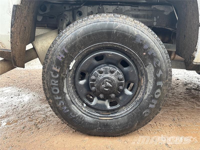 RAM 2500 4x4 Pickup Ostalo