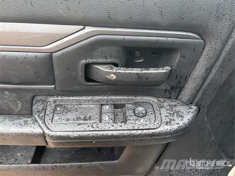 RAM 2500 4x4 Pickup Ostalo