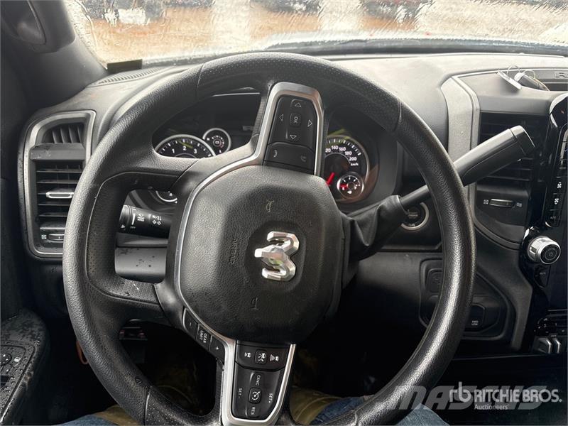 RAM 2500 4x4 Pickup Ostalo