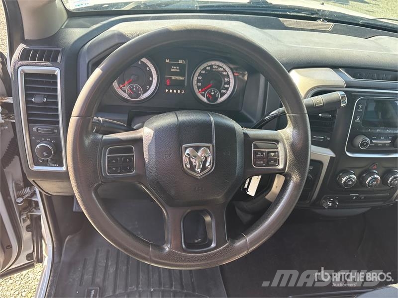 RAM 2500HD 4x4 Crew Cab Pickup Прочие фургоны