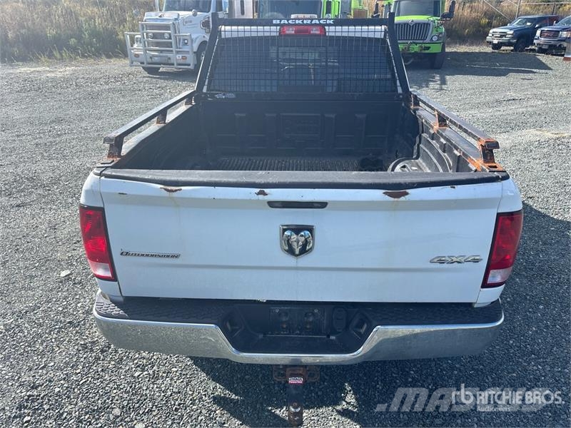 RAM 2500HD 4x4 Crew Cab Pickup Прочие фургоны