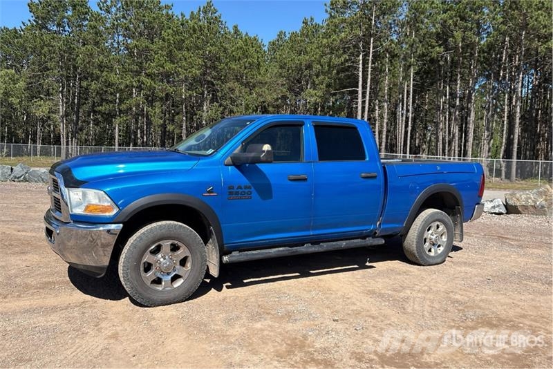 RAM 3500 4x4 Crew Cab Pickup Other