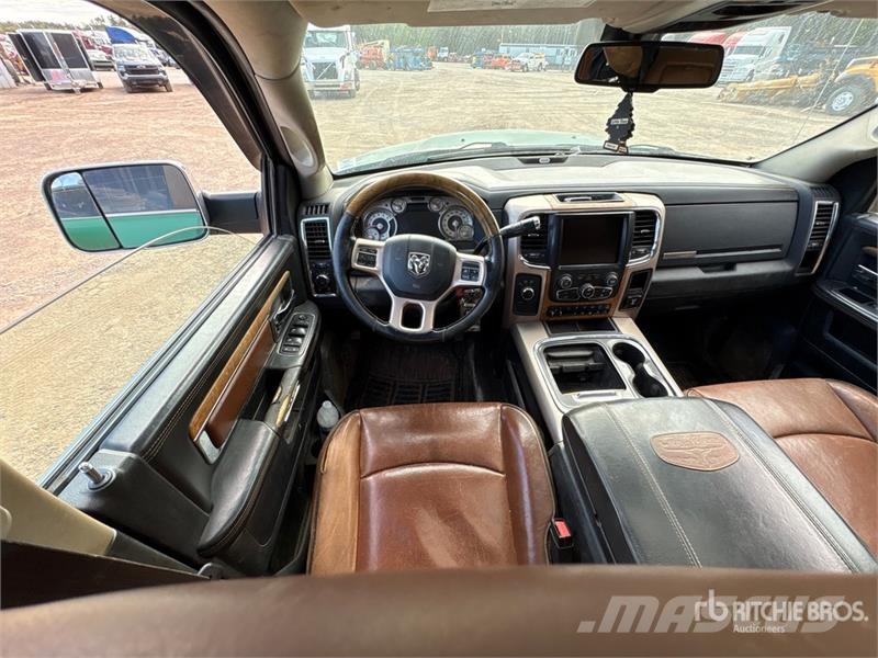 RAM 3500 Big Horn 4x4 Crew Cab Pickup Ostalo