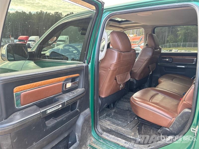 RAM 3500 Big Horn 4x4 Crew Cab Pickup Ostalo