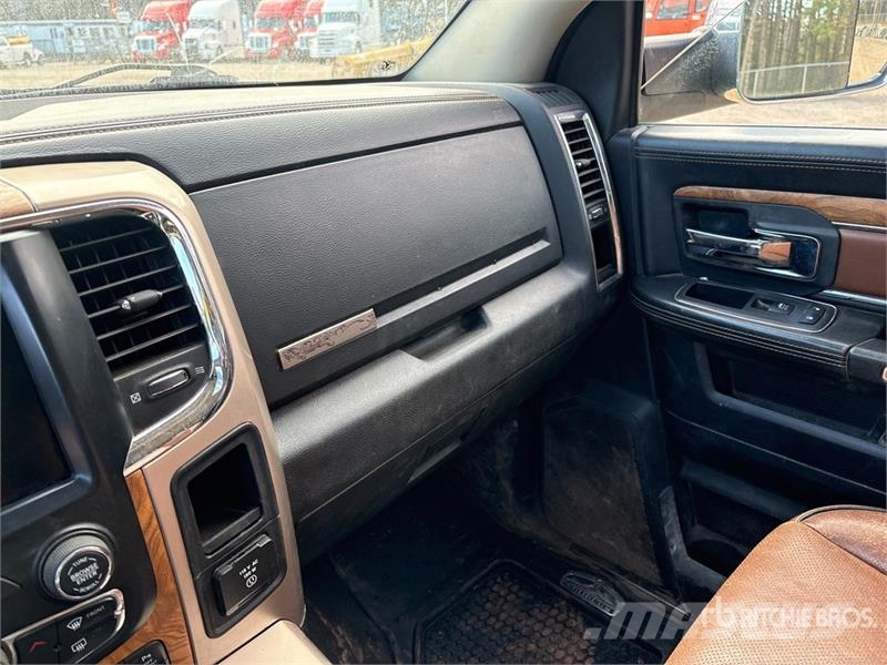 RAM 3500 Big Horn 4x4 Crew Cab Pickup Ostalo