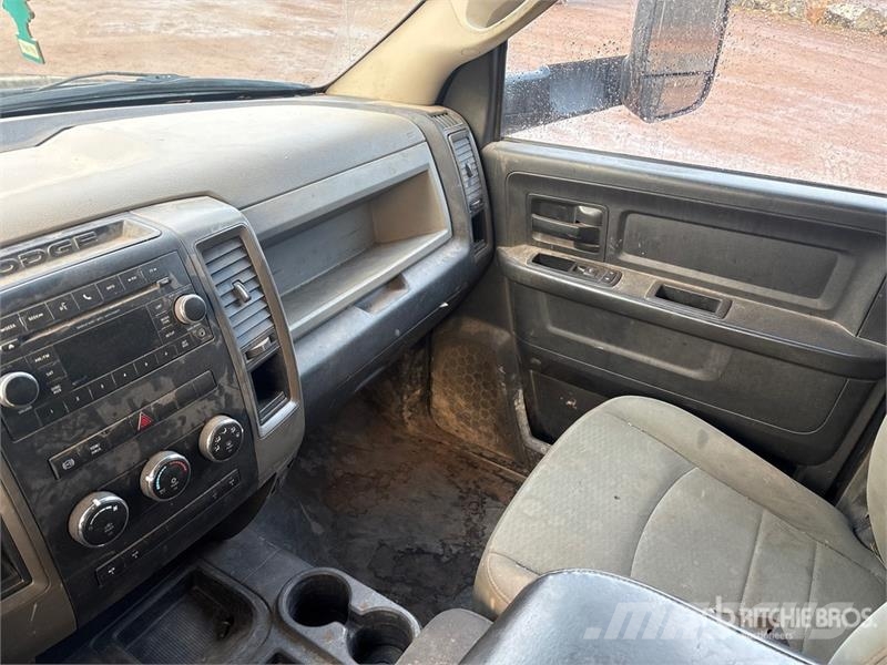 RAM 5500 Platte bakwagens