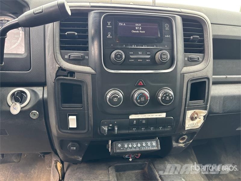 RAM 5500 4x4 Crew Cab Dump Truck Kipper