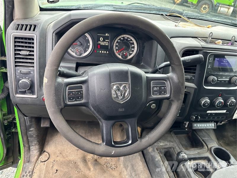 RAM 5500 4x4 Crew Cab Dump Truck Kipper