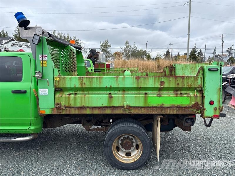 RAM 5500 4x4 Crew Cab Dump Truck Kipper