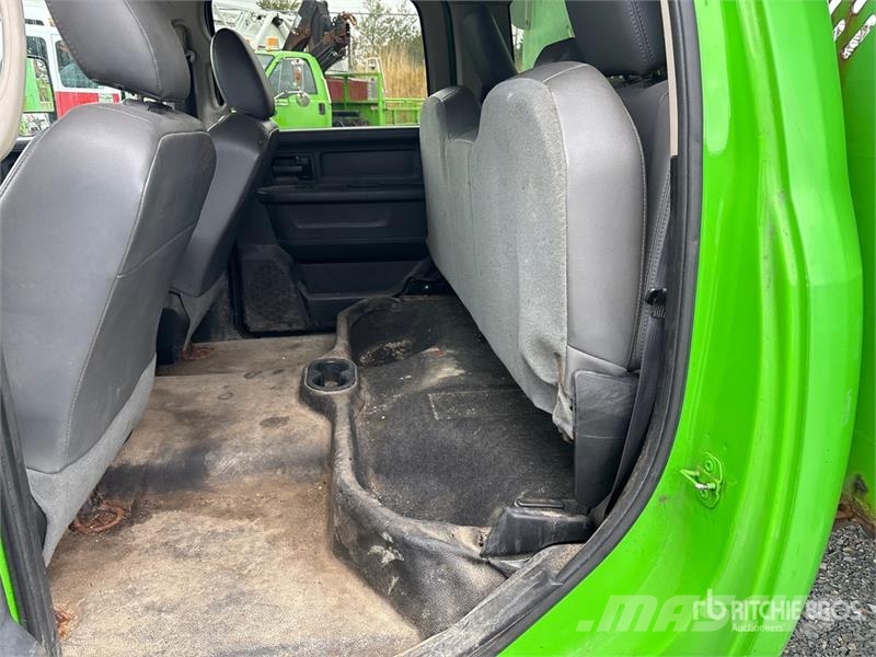 RAM 5500 4x4 Crew Cab Dump Truck Kipper