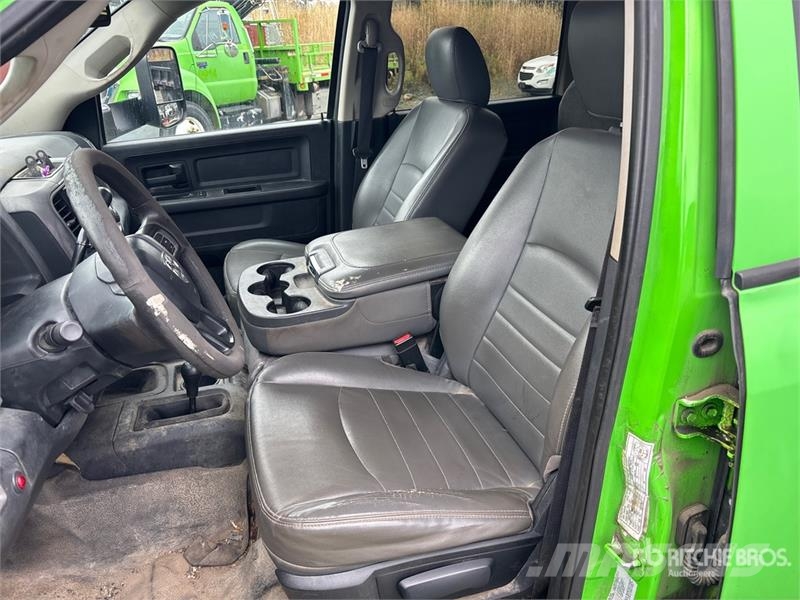 RAM 5500 4x4 Crew Cab Dump Truck Kipper