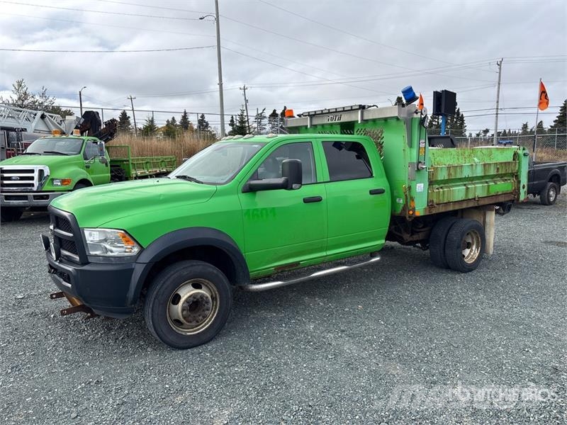 RAM 5500 4x4 Crew Cab Dump Truck Kipper