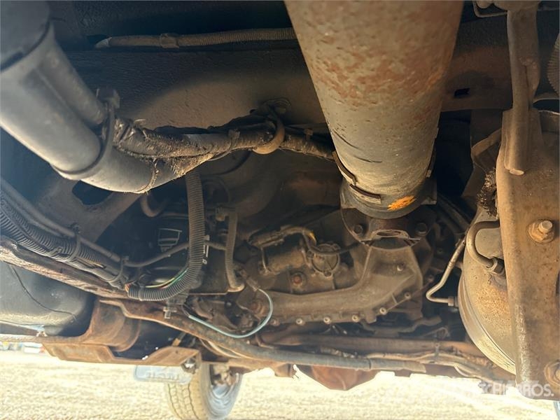 RAM AT37G on Ram 5500 4x4 Bucket Truck Auto korpe
