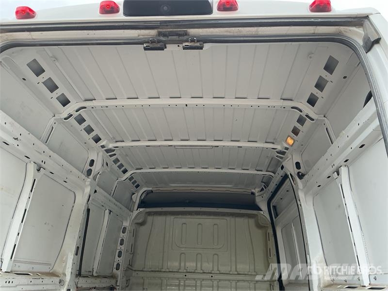 RAM Promaster 1500 Cargo Van (Inoperable) Gesloten bedrijfswagens