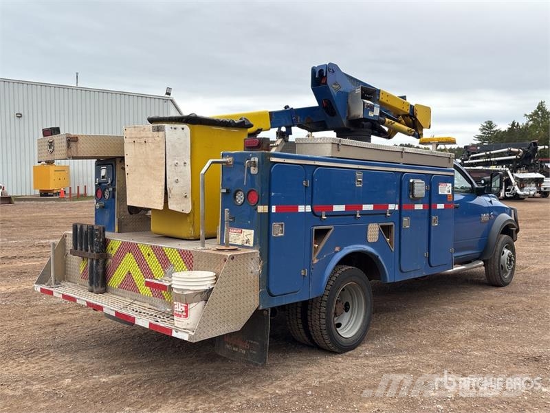 RAM Versalift SST37EIH 37 ft on Ram 5500 4x4 Bucket T Truck mounted aerial platforms