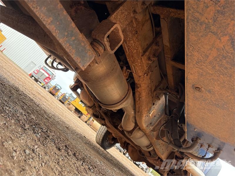 RAM Versalift SST37EIH 37 ft on Ram 5500 4x4 Bucket T Truck mounted aerial platforms