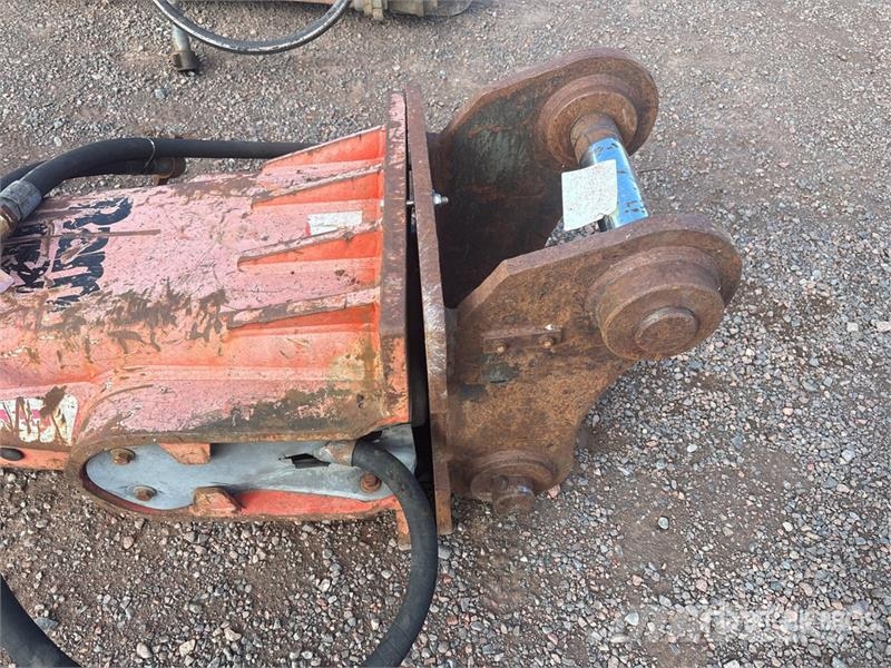 Rammer E64 Hydraulic Breaker ハンマー／ブレーカ