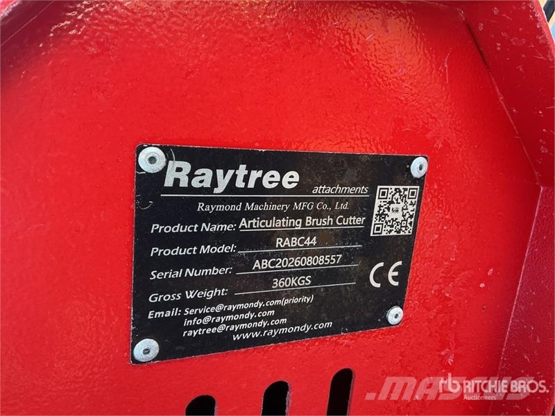  Raytree RABC44 44 in Articulating Skid Steer Brush Monterade och påhängda gräsklippare