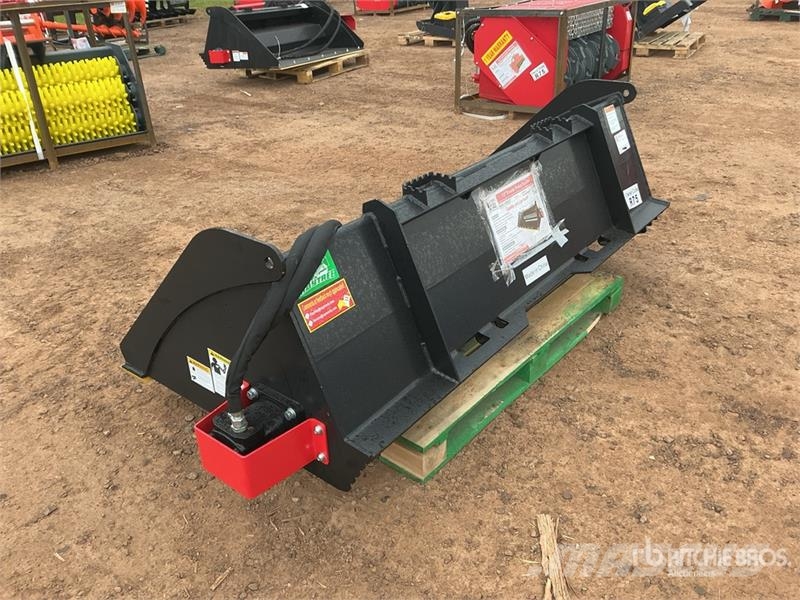 Raytree RMRB72 72 in Power Rake Skid Steer Power R Kašike / Korpe