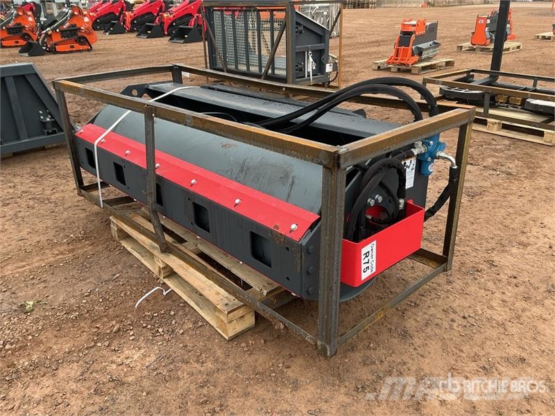 Raytree RMVR76 76 in Skid Steer Vibratory Roller ( Walsen