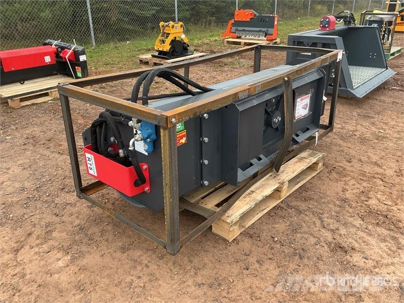 Raytree RMVR76 76 in Skid Steer Vibratory Roller ( Walsen