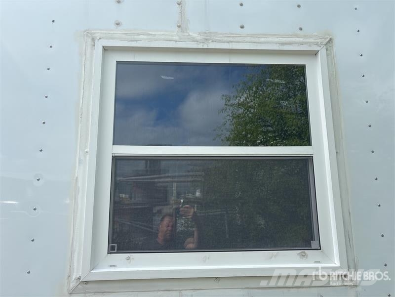 RC Trailers Inc 45 ft T/A Gooseneck Enclosed Trailer Box body trailers