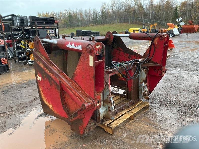 Red Rock Alligator 71 in Silage Cutter ماكينات زراعية - غير ذلك