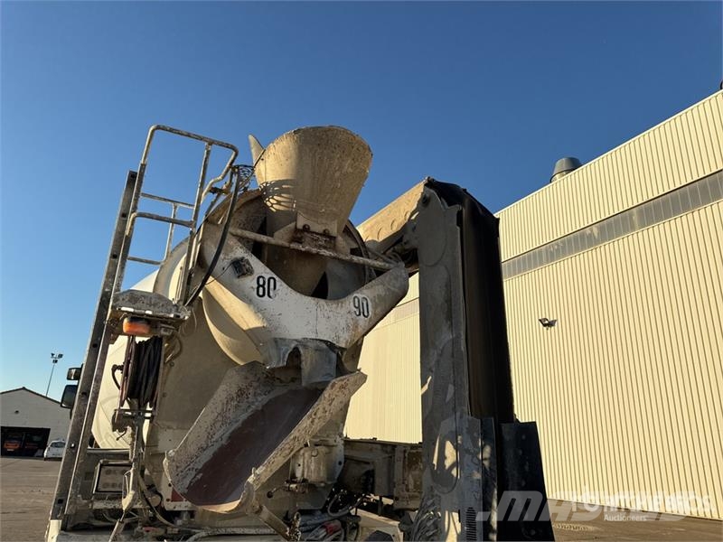 Renault C430 8x4 Camion Toupie Mixer Truck شاحنات خرسانة