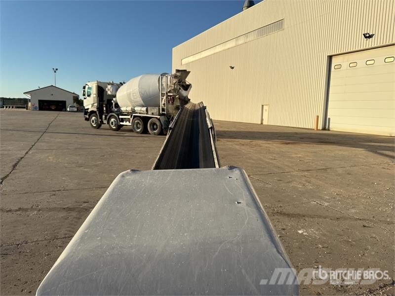 Renault C430 8x4 Camion Toupie Mixer Truck شاحنات خرسانة