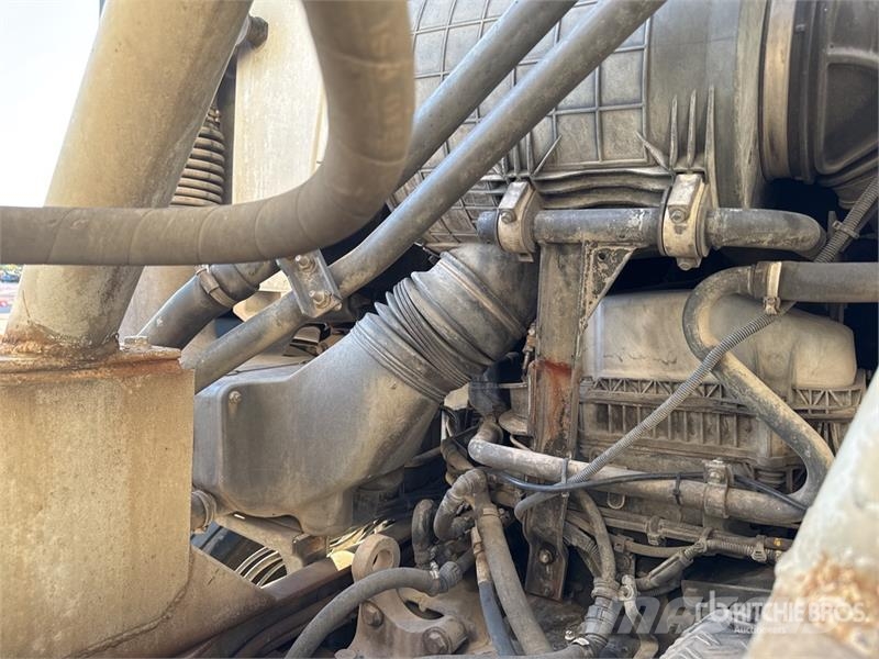 Renault C430 8x4 Camion Toupie Mixer Truck شاحنات خرسانة
