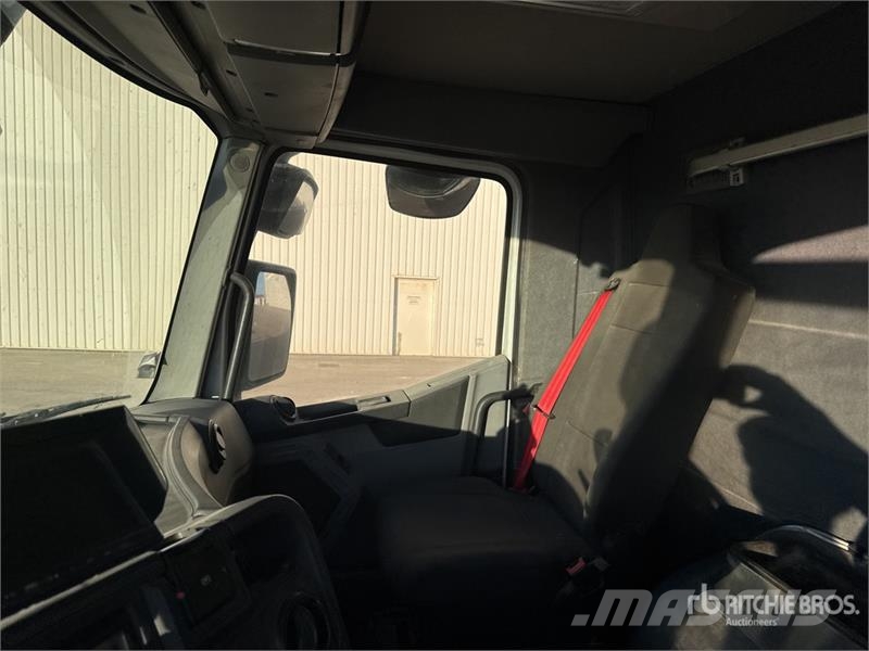 Renault C430 8x4 Camion Toupie Mixer Truck شاحنات خرسانة